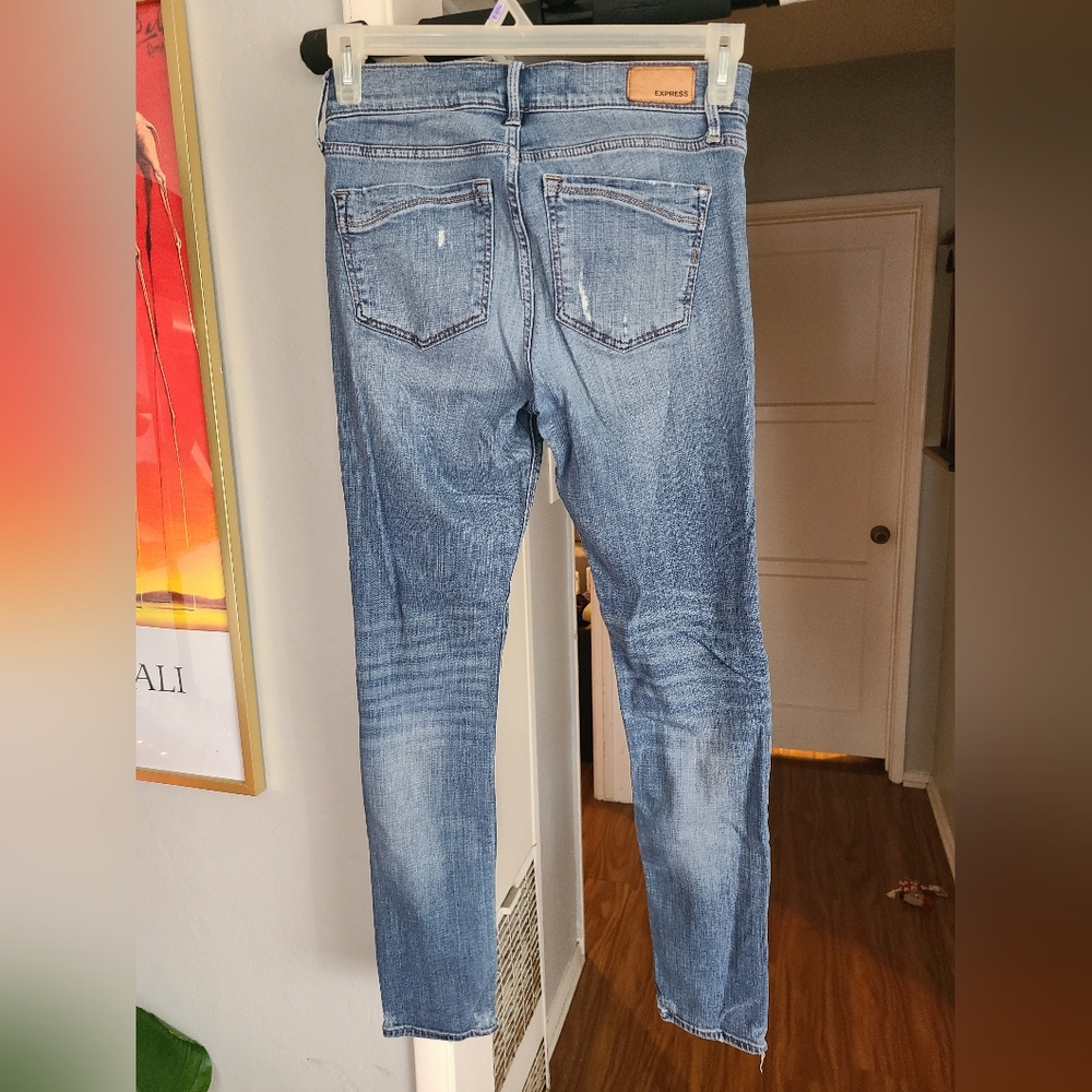 Express Jeans - Picture 3 of 4